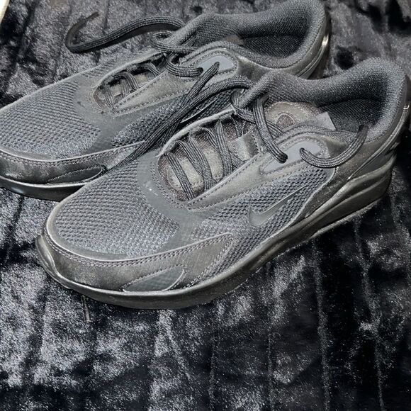 NIKE AIR  - Picture 4 of 9